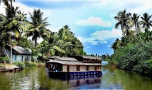 KUMARAKOM HOUSEBOAT
